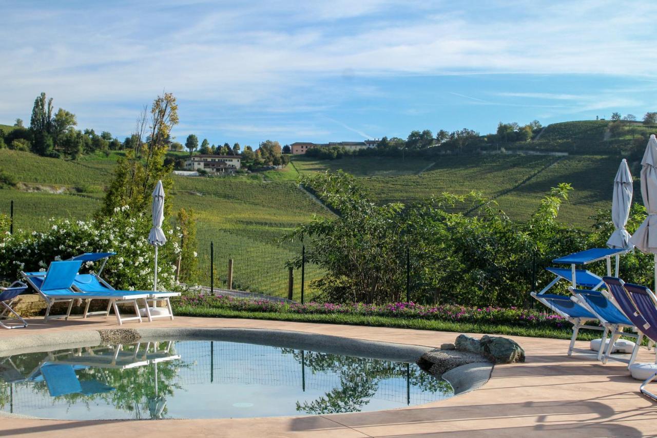 Ca Dei Curra Bed & Breakfast Neive Exterior photo
