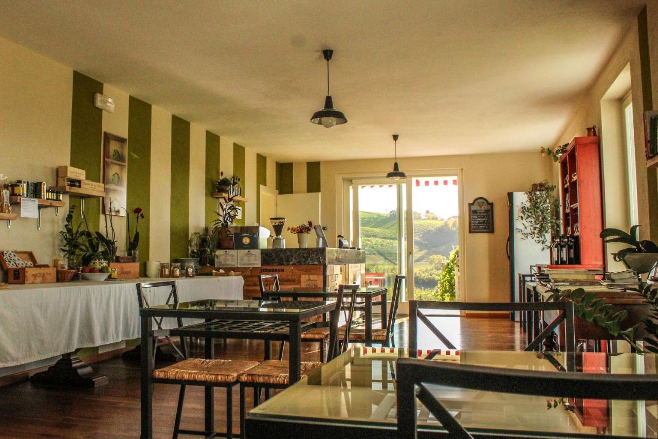 Ca Dei Curra Bed & Breakfast Neive Exterior photo